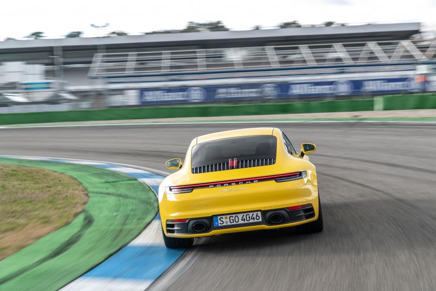  Porsche 911 Carrera S (992) 2019 года  (WW) (фото 13 из 49)